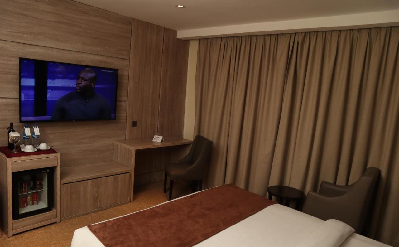 Monty Suites Calabar Exterior foto